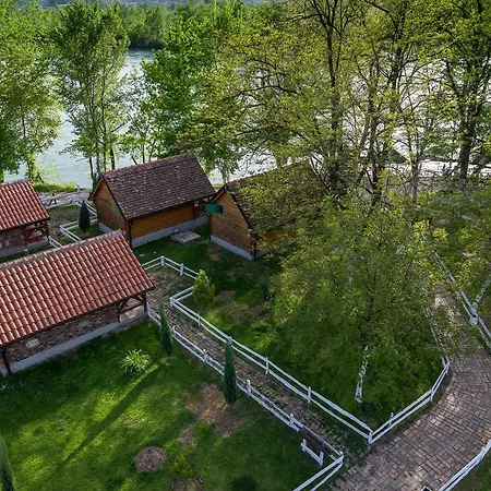 Etno Village Suncana Reka Banja Koviljaca