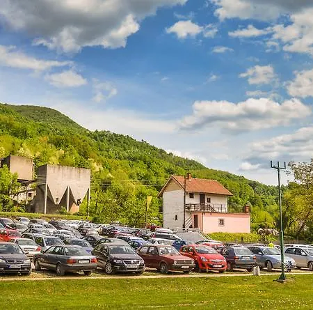 Etno Village Suncana Reka Banja Koviljača