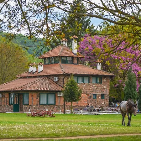 Etno Village Suncana Reka *