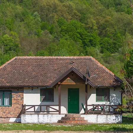 Etno Village Suncana Reka * Banja Koviljaca