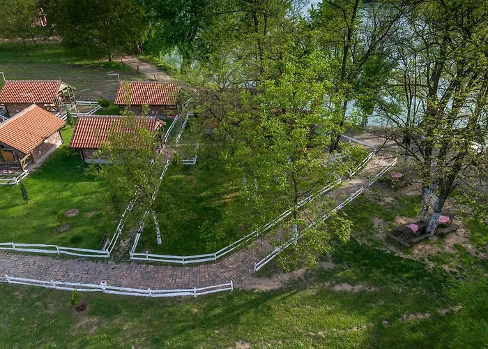 Etno Village Suncana Reka B&B