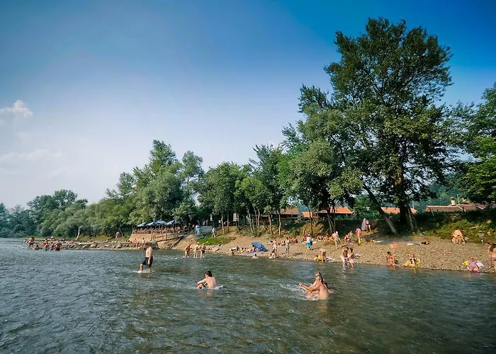 Etno Village Suncana Reka B&B